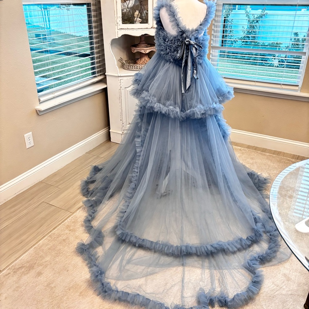 NEW Tulle Maternity Dress for Photoshoot Bridal Robe Gray NWOT Size XL - Picture 5 of 9